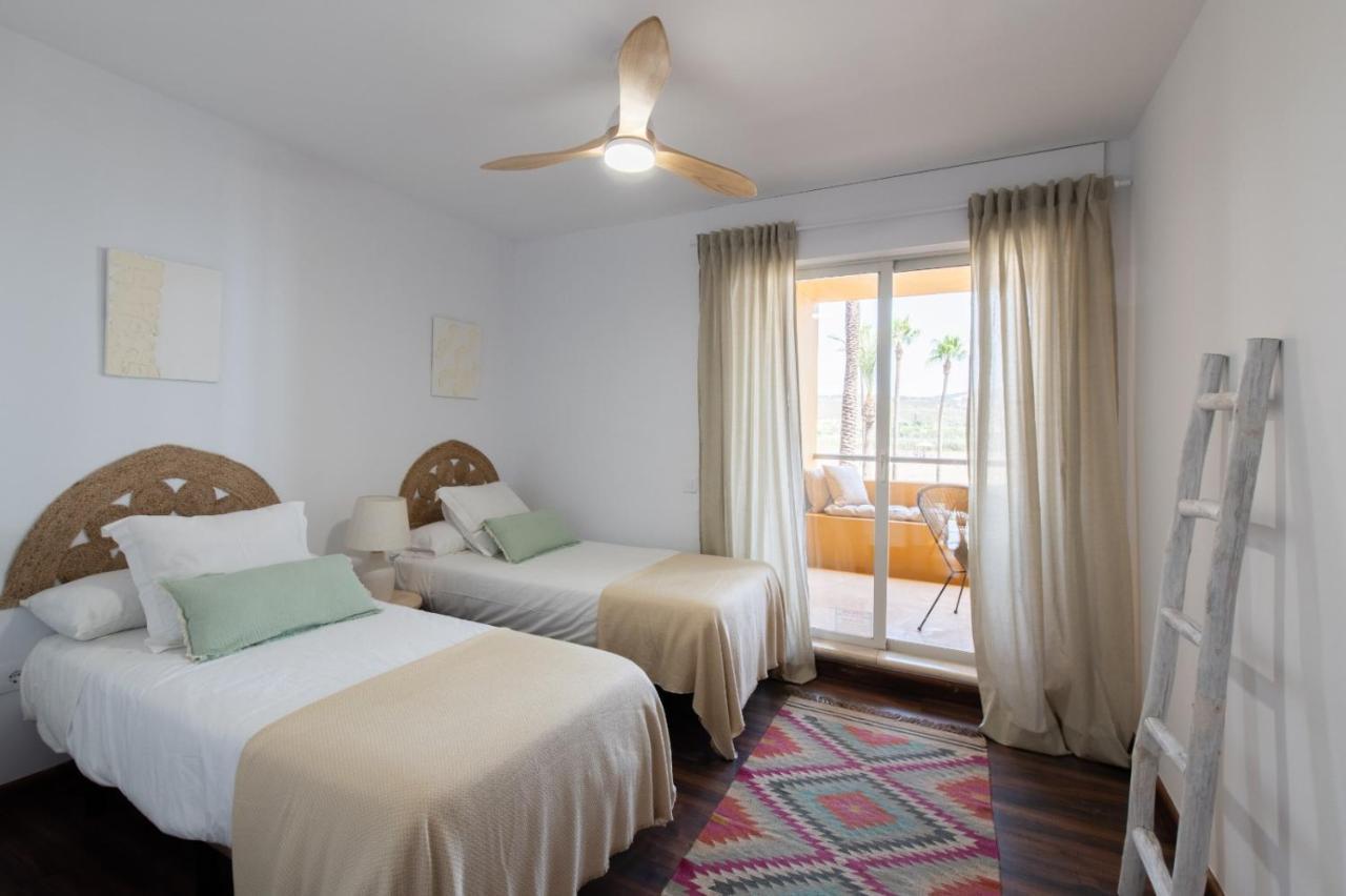 Puerto Sotogrande Con Vistas Al Mar Apartment ภายนอก รูปภาพ