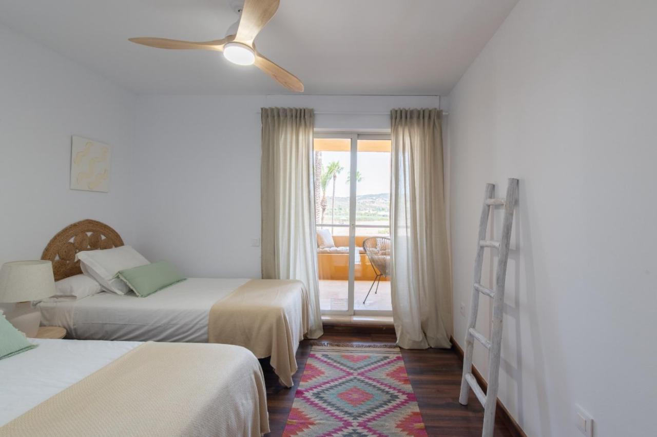 Puerto Sotogrande Con Vistas Al Mar Apartment ภายนอก รูปภาพ