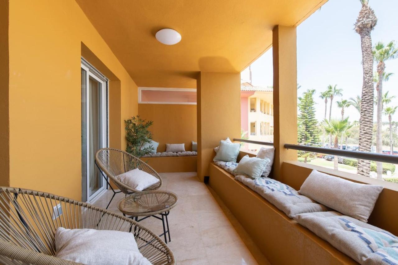 Puerto Sotogrande Con Vistas Al Mar Apartment ภายนอก รูปภาพ
