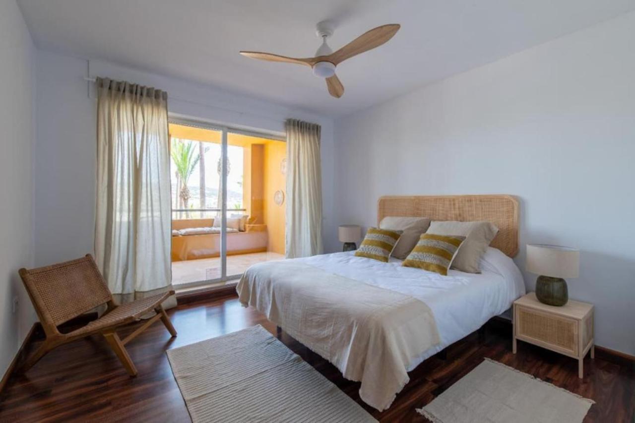Puerto Sotogrande Con Vistas Al Mar Apartment ภายนอก รูปภาพ